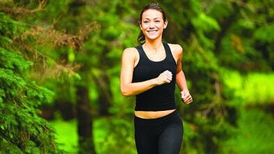 esercizio aerobico per perdere peso nell'addome e nei fianchi